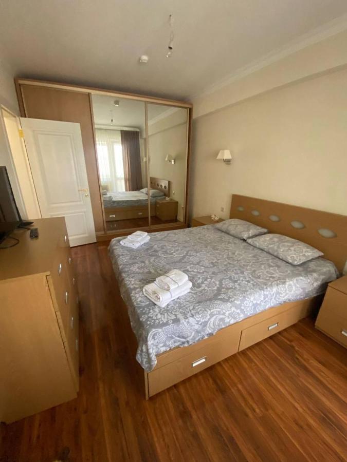 Appartement Avec 2 Chambres En Centre Ville 키시나우 외부 사진